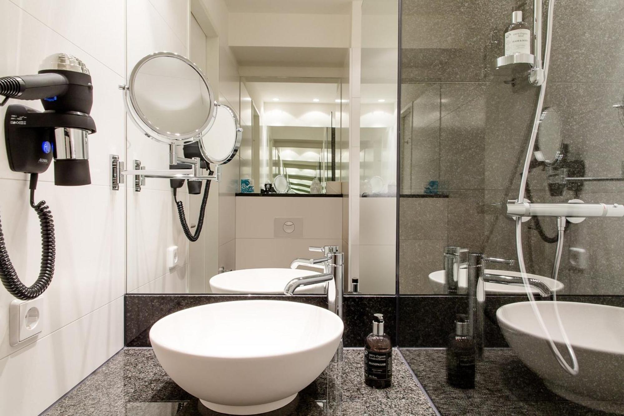 Motel One Bonn-Beethoven Buitenkant foto